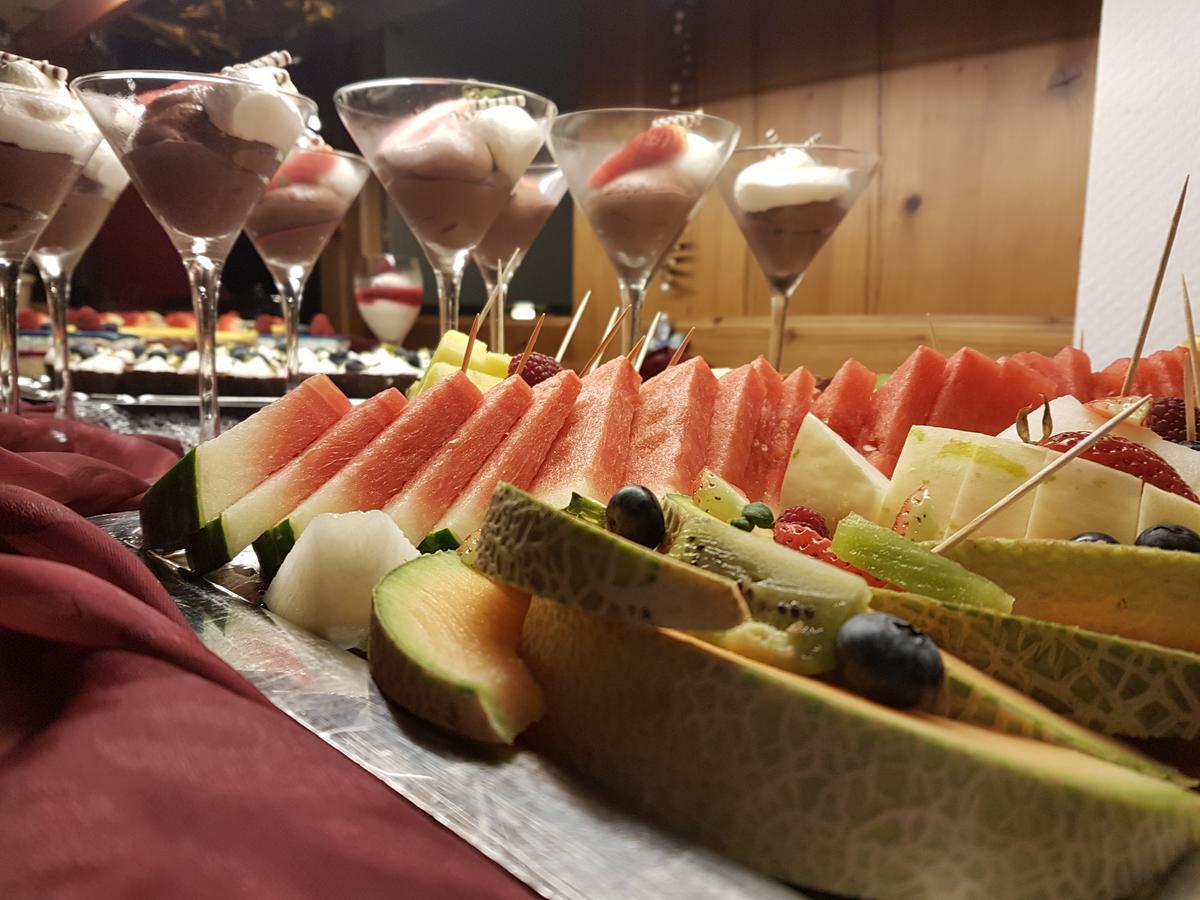 Hotel Alt Wittower Krug Вик Экстерьер фото
